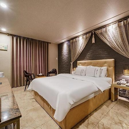 Sillim Hotel Urban Seoul Exterior photo